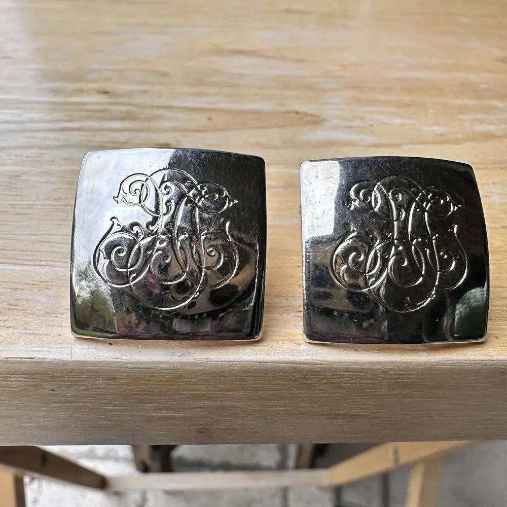 Vintage DLC‎ Monogram Cufflinks 0.9 Inch Square Gold Tone Metal Classic Retro